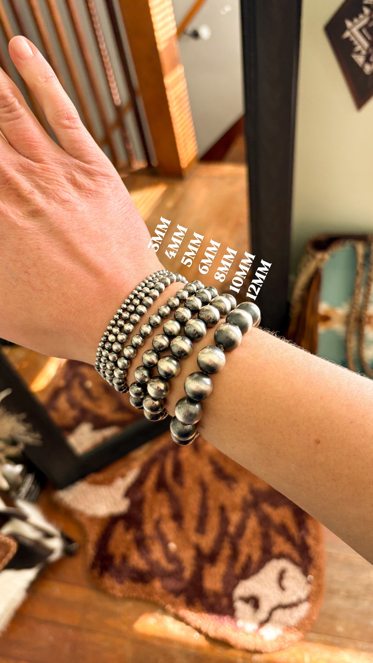 BRACELET ÉLASTIQUE EN ARGENT STERLING ET PERLES