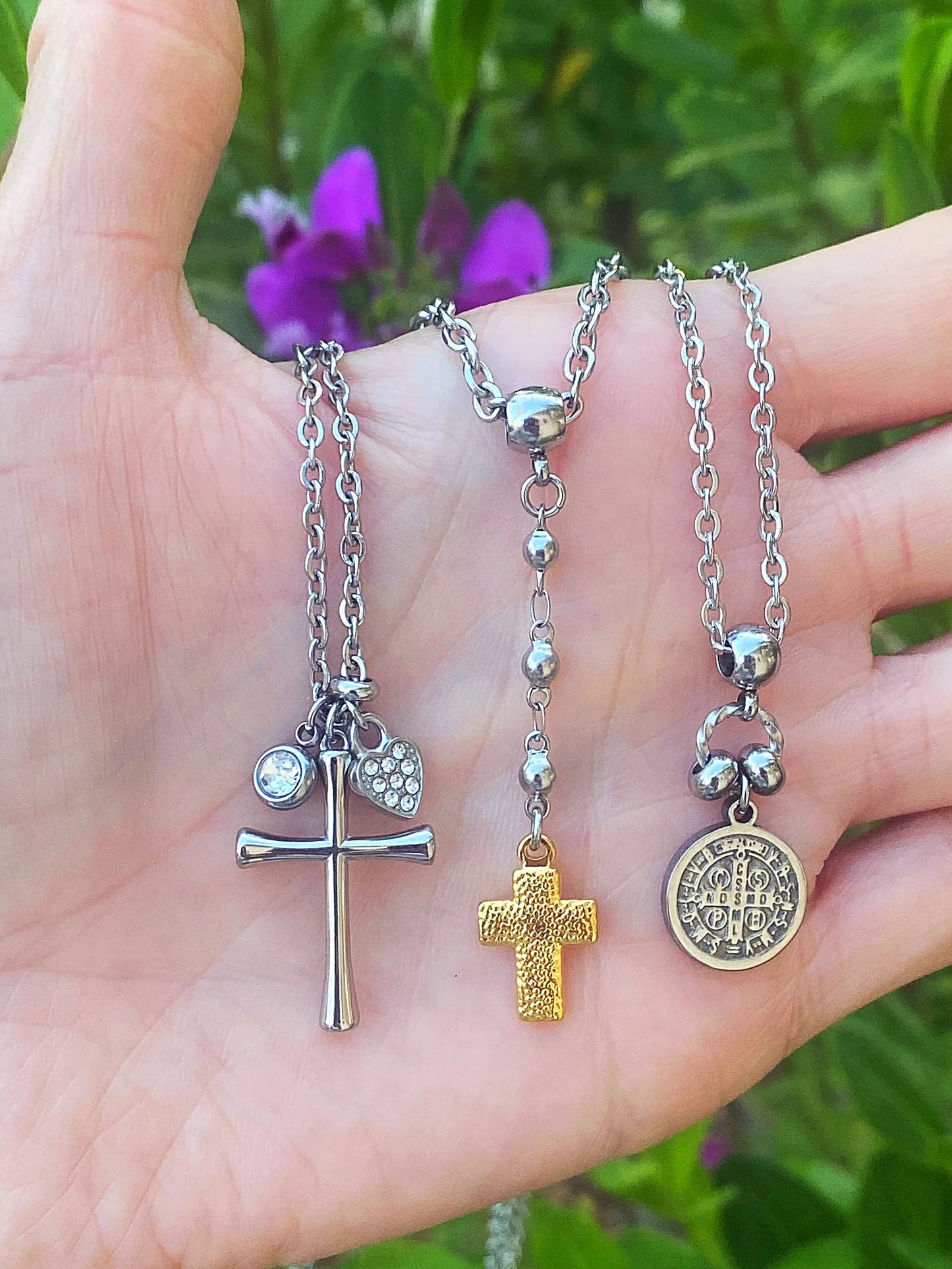 COLLIER CROIX DÉLICATE