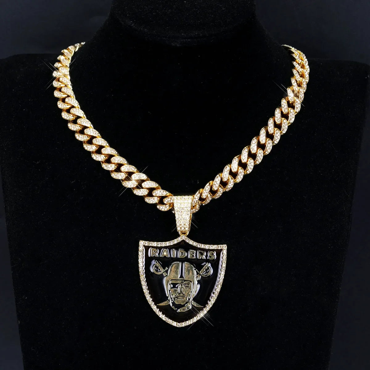 Collier Pendentif LOGO Sport avec Chaînes Cubaines Bling Bling pour les Fans de Football