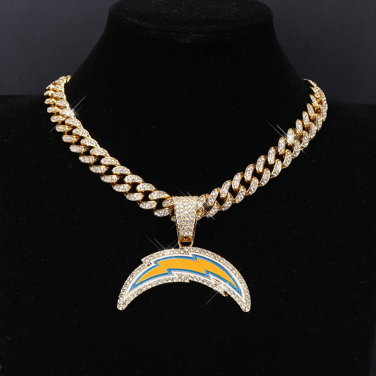 Collier Pendentif LOGO Sport avec Chaînes Cubaines Bling Bling pour les Fans de Football