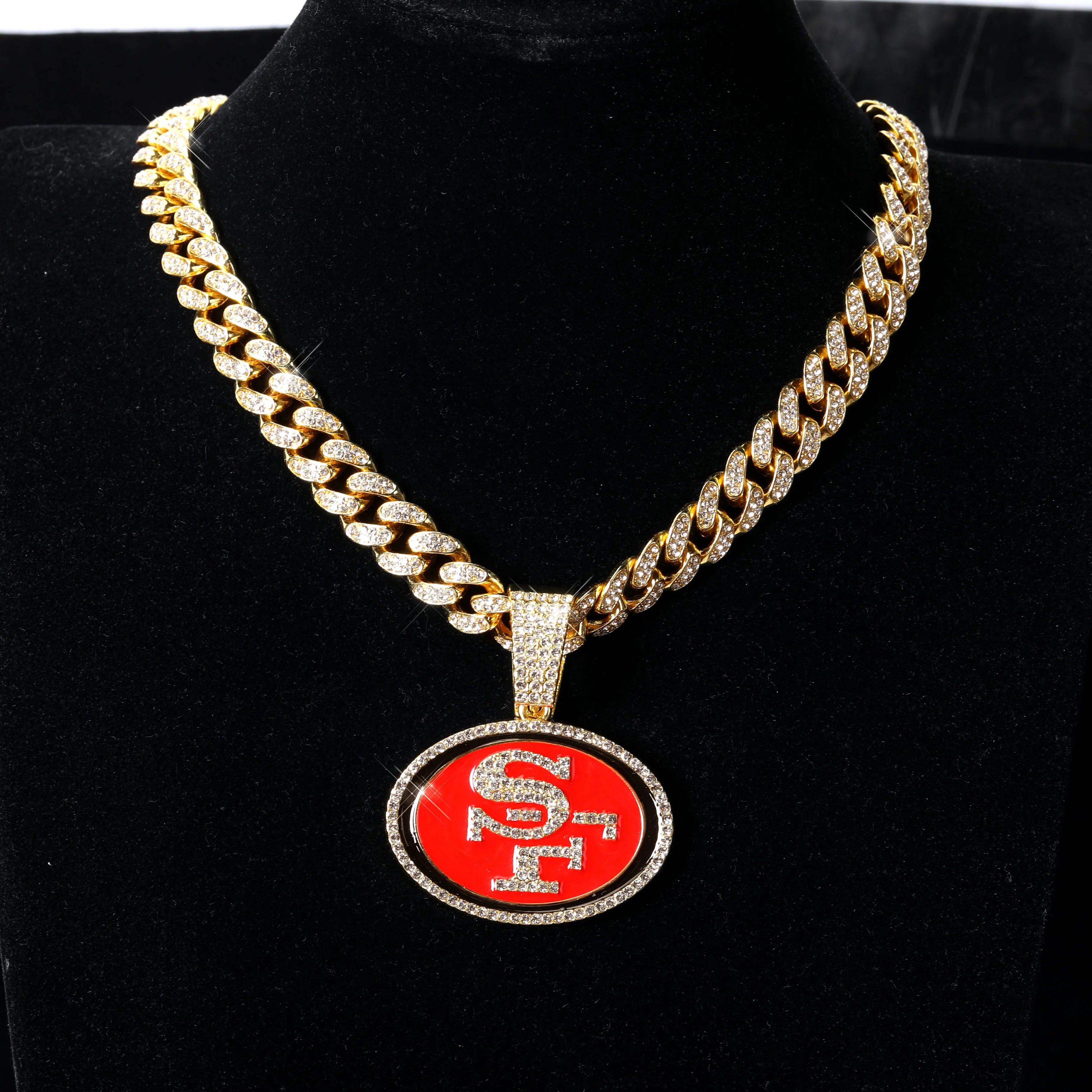 Collier Pendentif LOGO Sport avec Chaînes Cubaines Bling Bling pour les Fans de Football
