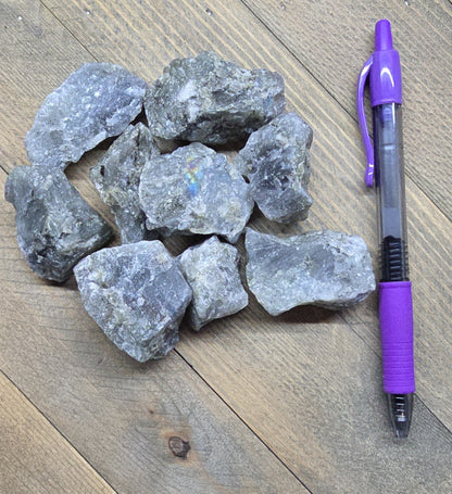 Cristaux de Labradorite Brute (225g) – Pierre Naturelle pour la Protection et l'Intuition