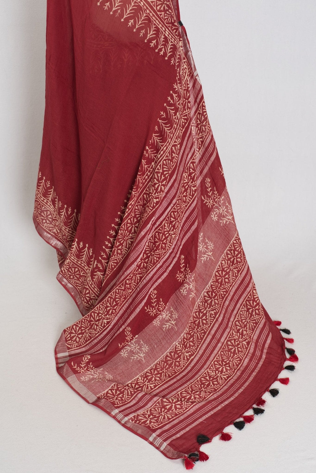 Gitanjali: Rostbrauner handbedruckter Sari | Weiche Leinenbaumwolle