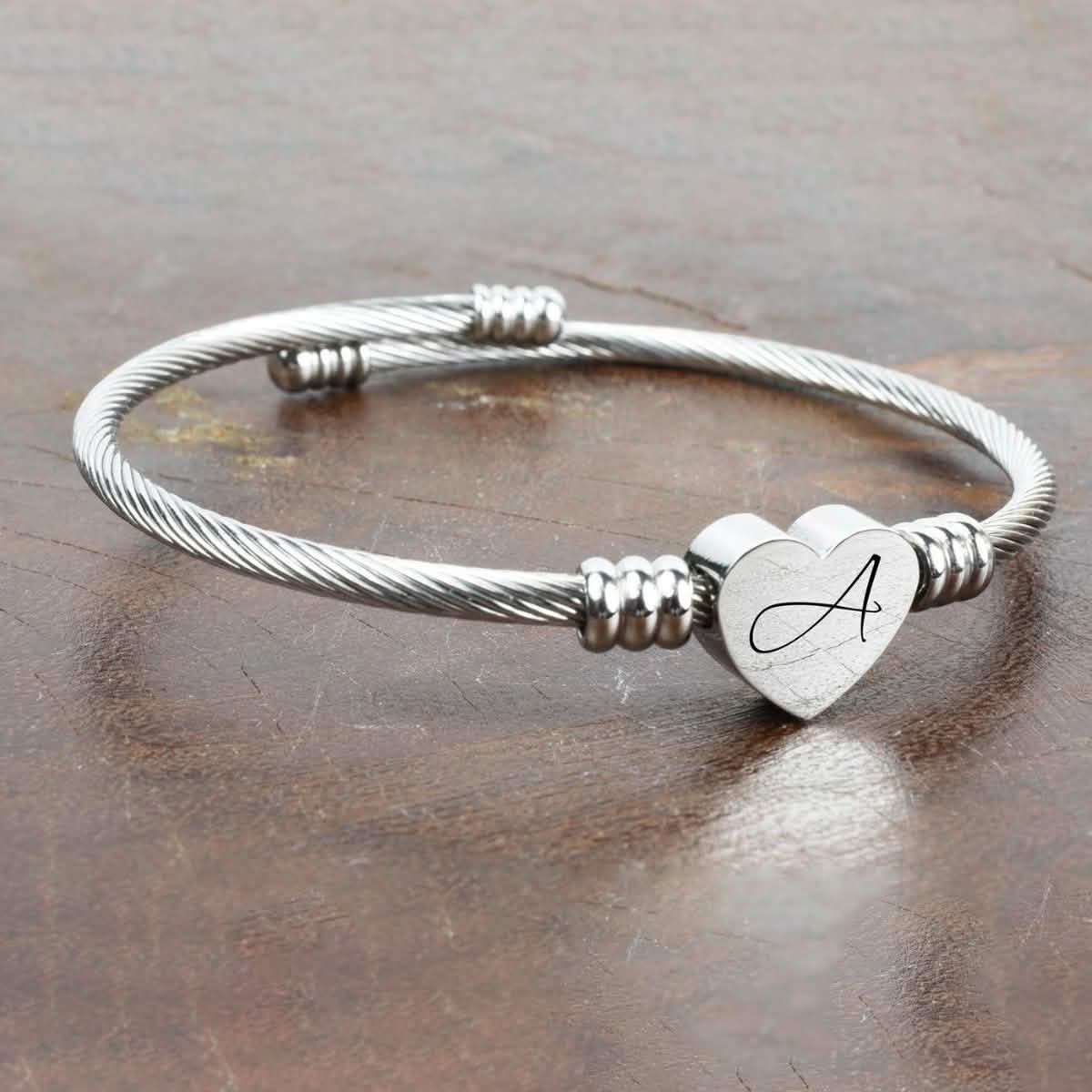 Bracelet Initial Câble Cœur Hypoallergénique et Ajustable