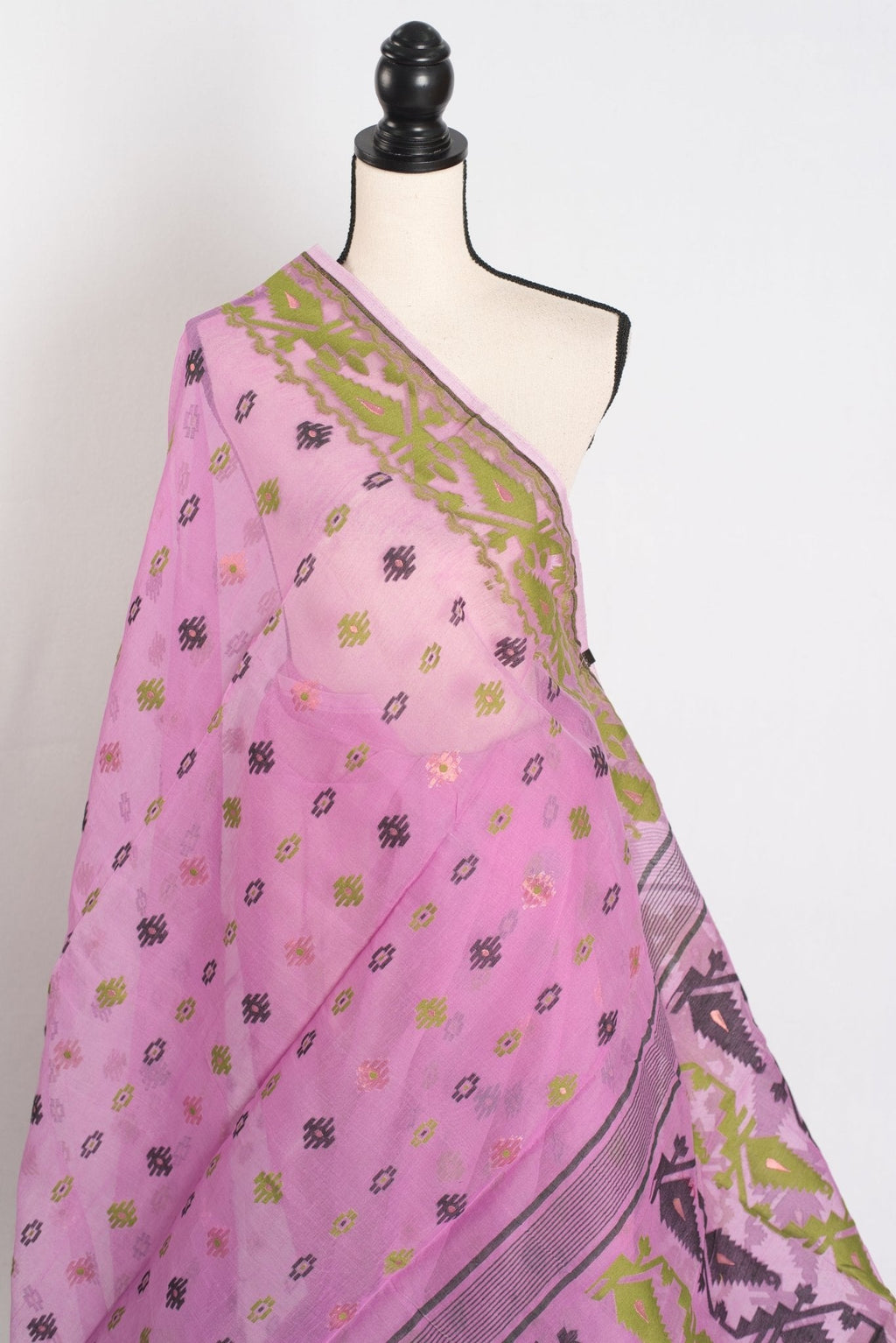 Hema : Sari Bengali en coton doux mélangé violet Jamdani avec bordure Ganga Jamuna